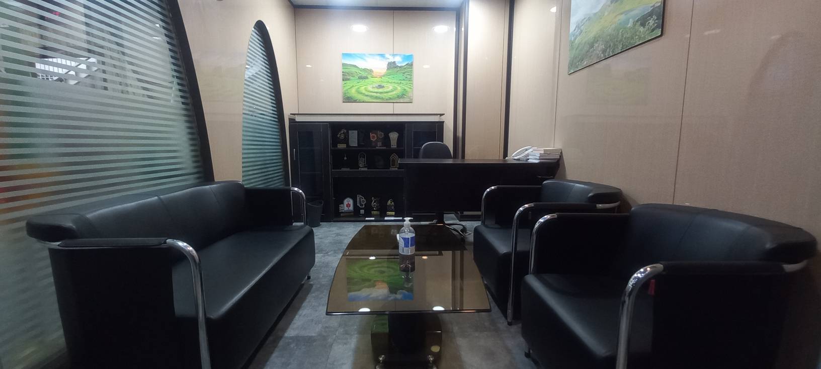 فضاها و امکانات