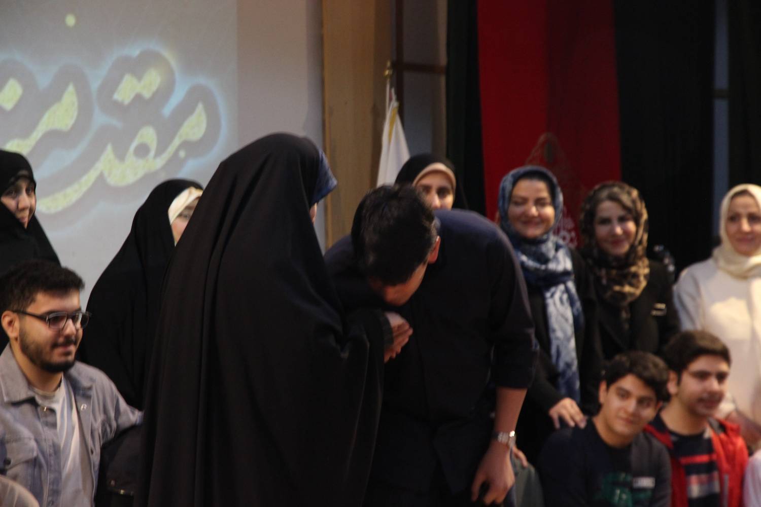 گرامیداشت روز مادر